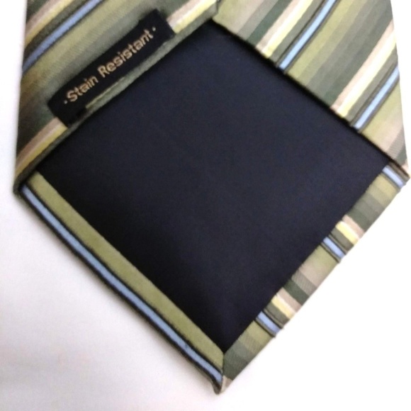 Van Heusen Mens Striped 100% Silk Tie - Lot of 2 - Picture 7 of 7